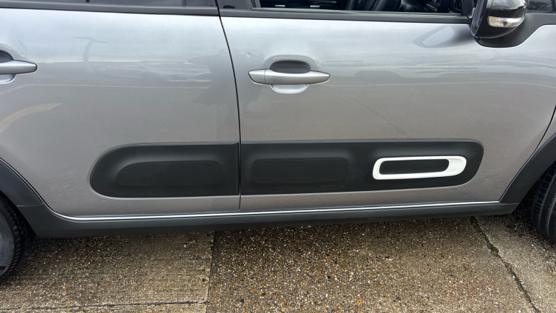 Citroen C3 1.2 PureTech Plus 5dr Petrol Hatchback